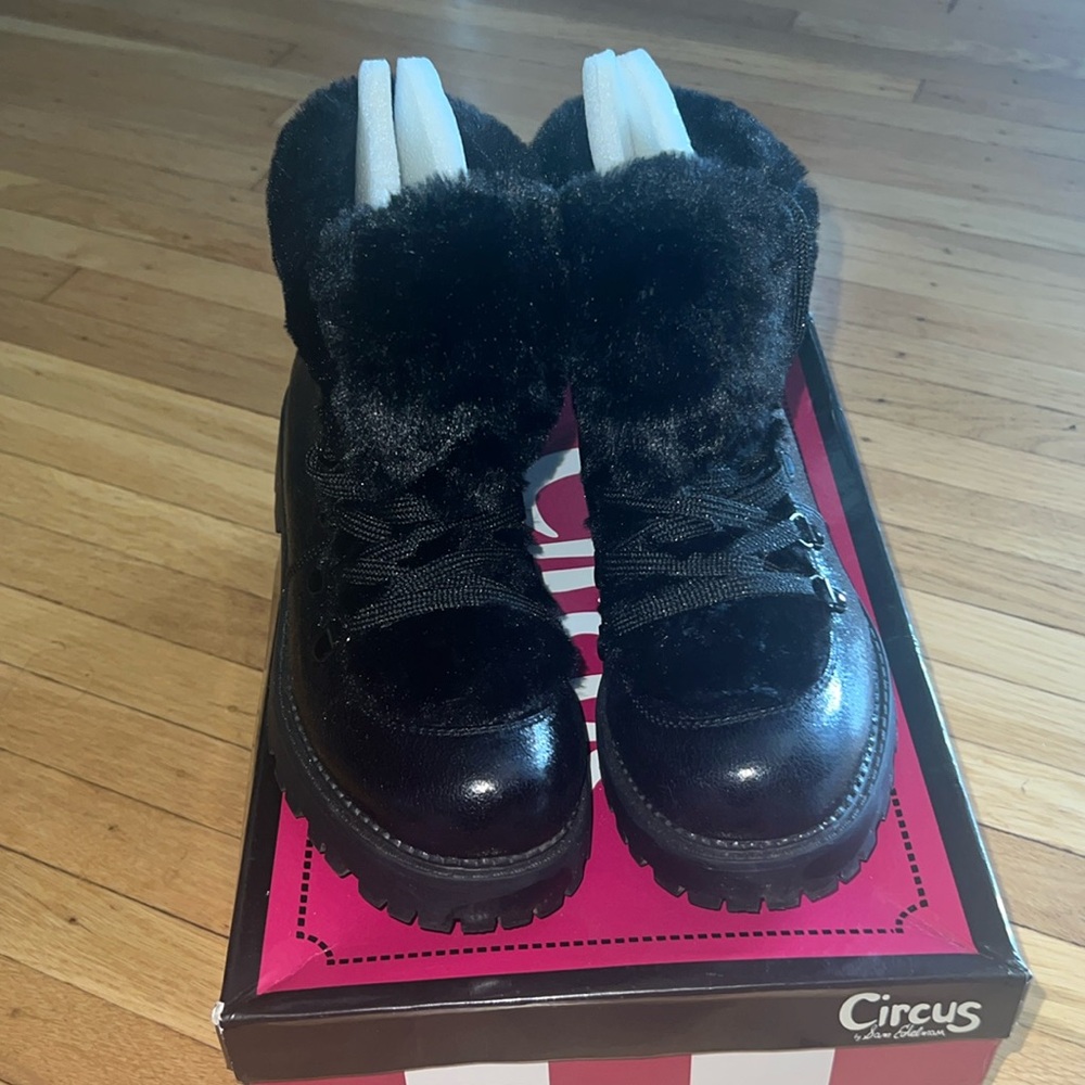 Women’s Boots
